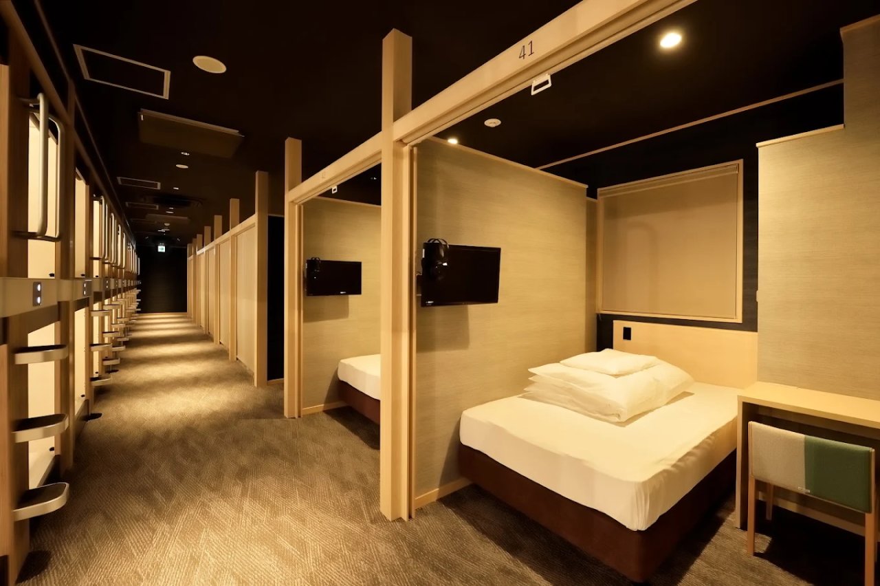 Cabin & Capsule Hotel J-Ship Osaka Namba