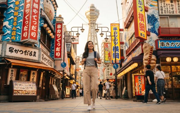 Kannaya Nareswari Shinsekai District Tsutenkaku Tower view in background